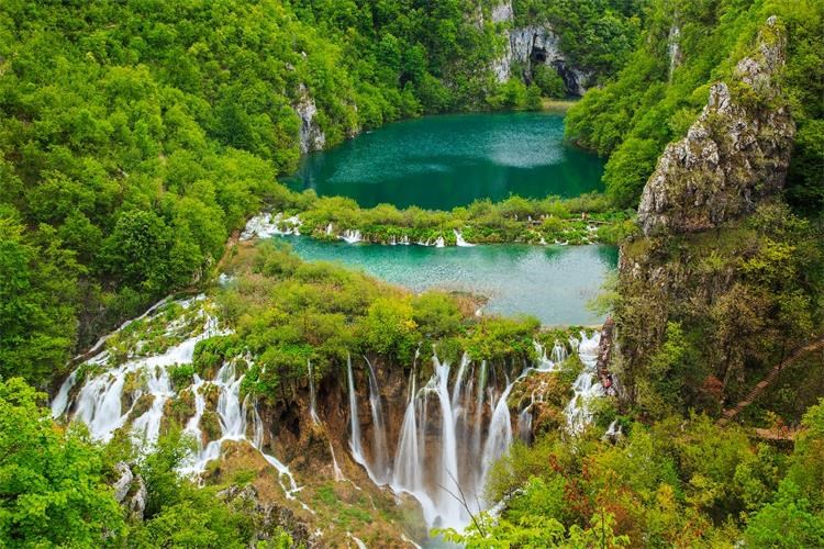 Slika /Službene fotografije Vlada RH/Zaštita okoliša/plitivice.jpg